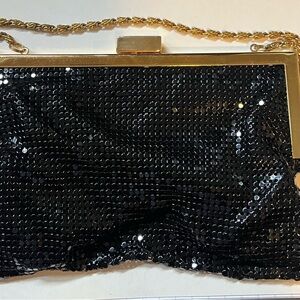 Vintage Shiny Black Metal Mesh KISS Lock Clutch Evening Purse/Bag/Clutch  60-70s